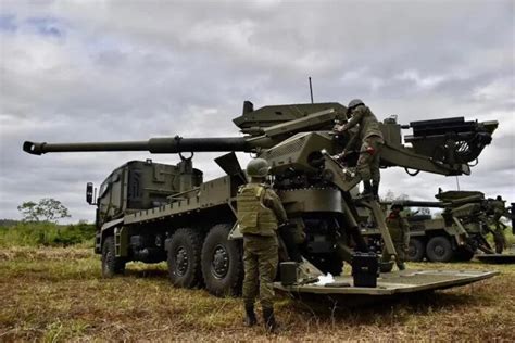 Philippine Army deploys ATMOS 2000 howitzers for operational .